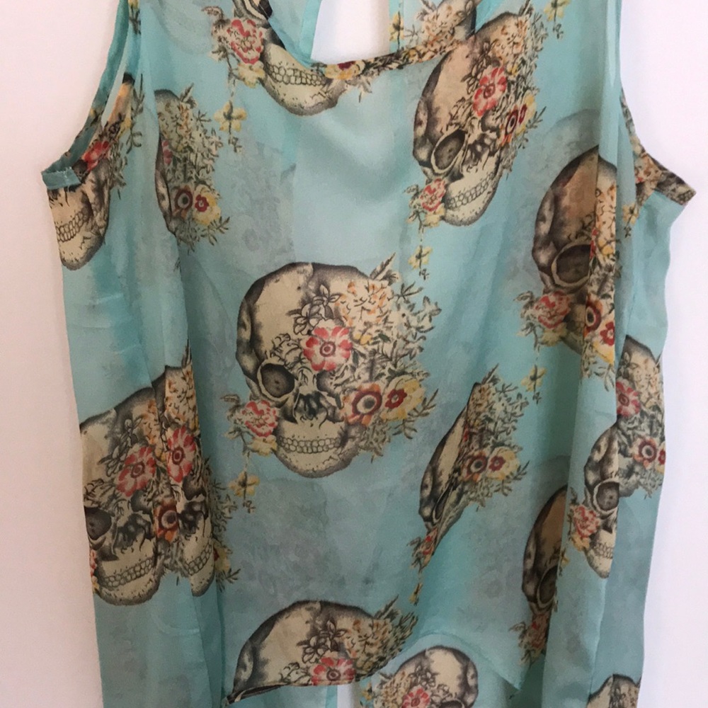 Skull top - Picture 1 of 7